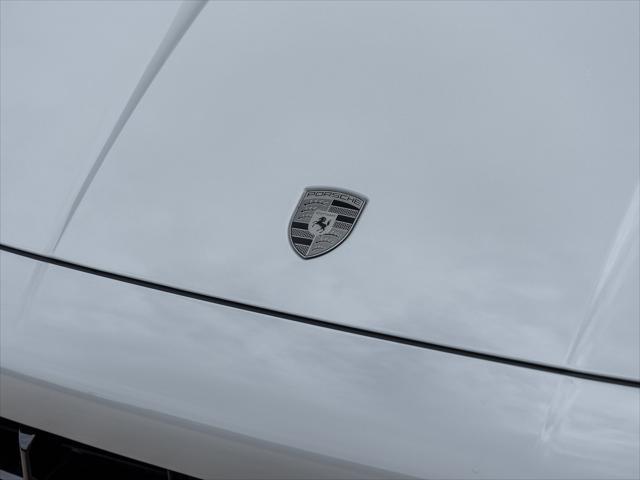 used 2025 Porsche Cayenne E-Hybrid car, priced at $187,991