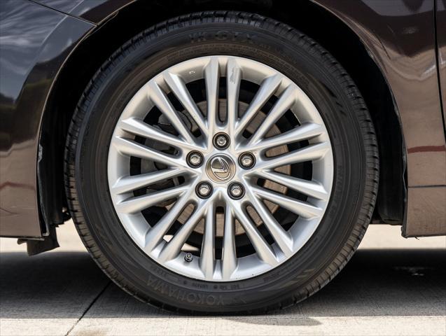 used 2015 Lexus ES 350 car, priced at $17,491