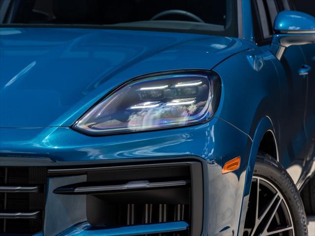 used 2025 Porsche Cayenne car, priced at $95,585