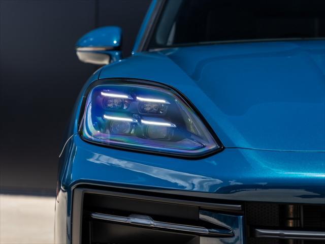 used 2025 Porsche Cayenne car, priced at $95,585