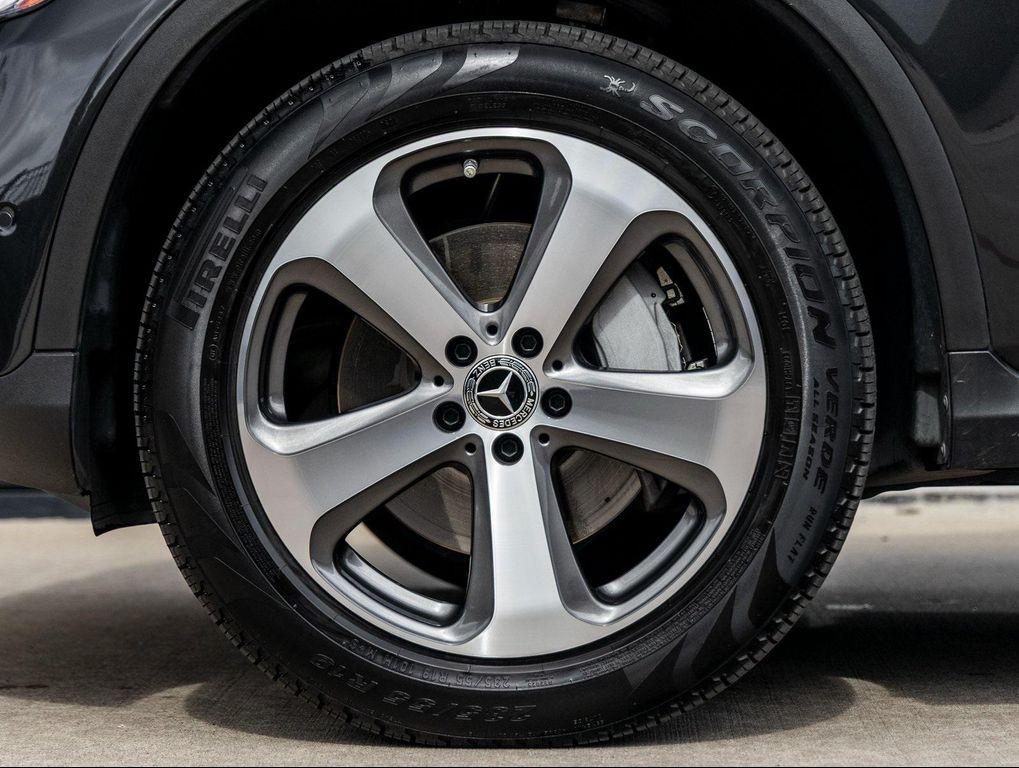 used 2022 Mercedes-Benz GLC 300 car, priced at $35,991