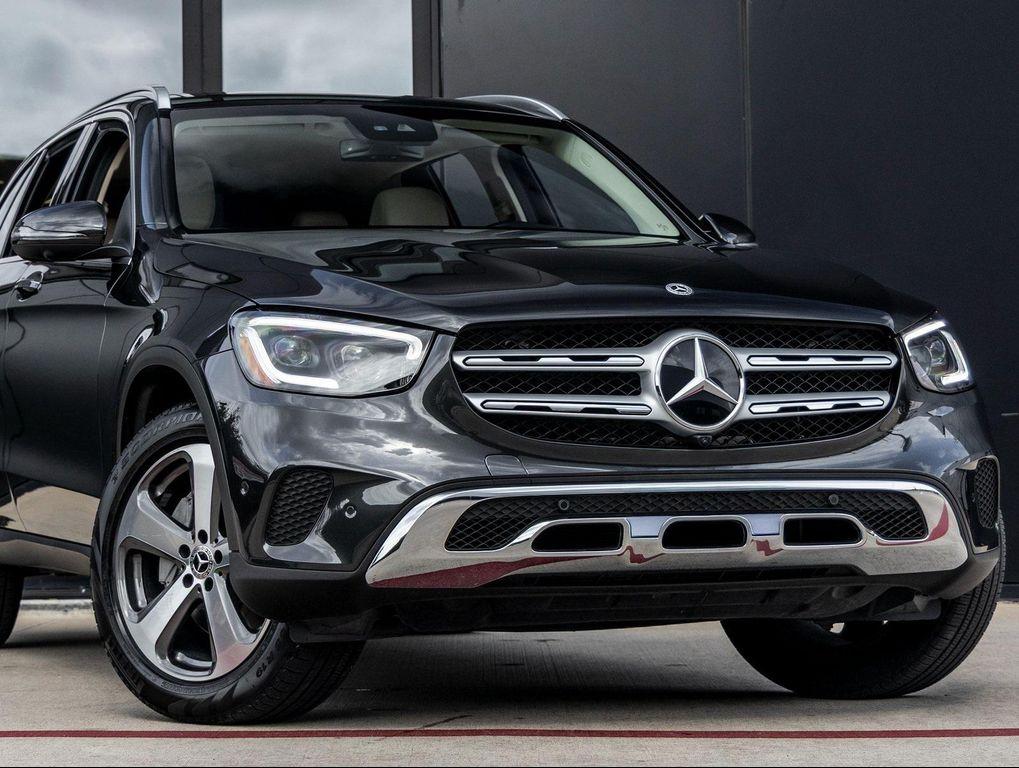 used 2022 Mercedes-Benz GLC 300 car, priced at $35,991
