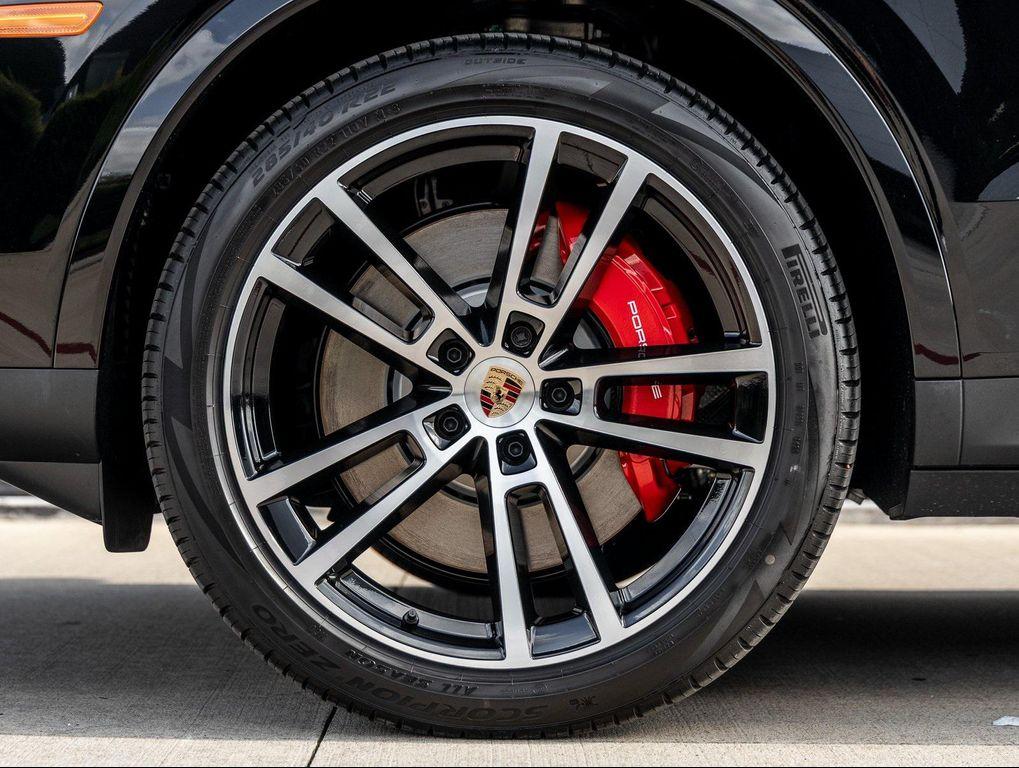 new 2025 Porsche Cayenne car, priced at $126,785