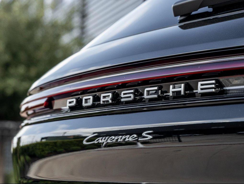 new 2025 Porsche Cayenne car, priced at $126,785