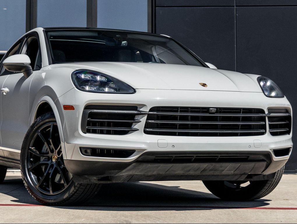 used 2020 Porsche Cayenne car, priced at $41,988