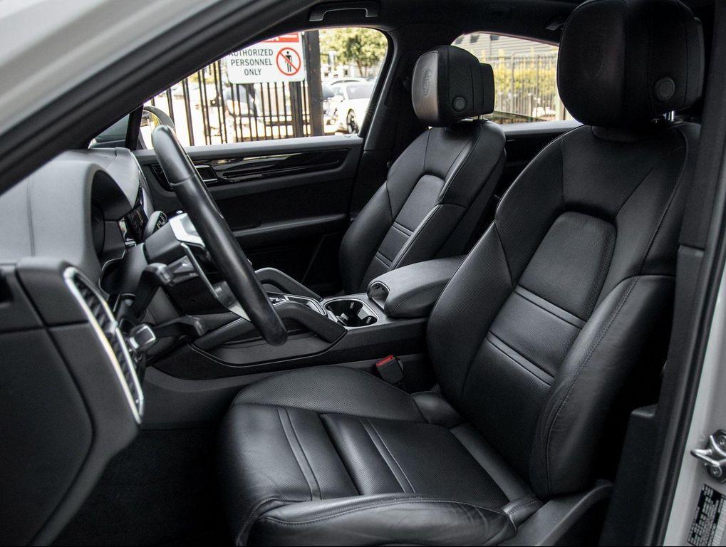 used 2020 Porsche Cayenne car, priced at $41,988
