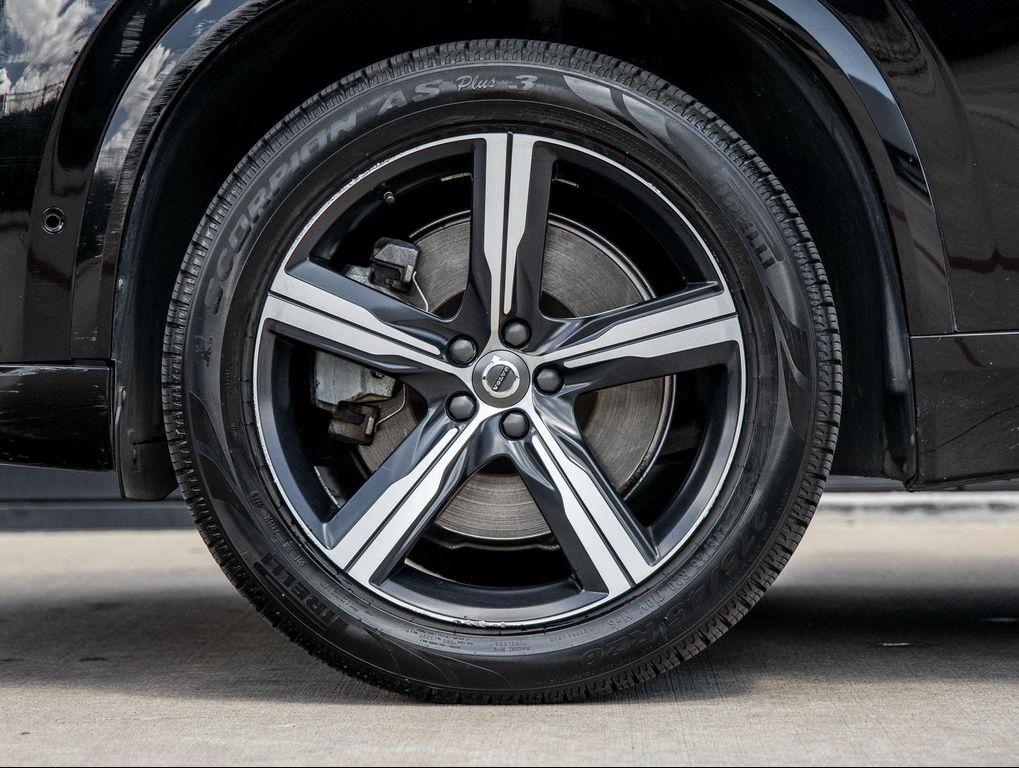 used 2017 Volvo XC90 Hybrid car, priced at $17,991