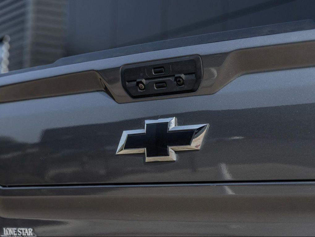used 2021 Chevrolet Silverado 1500 car, priced at $27,991