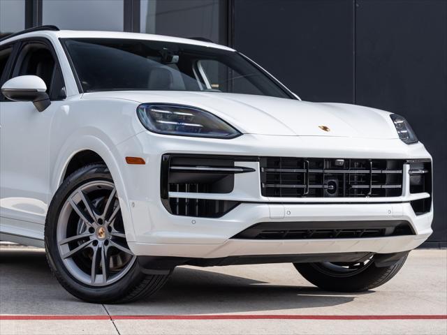 used 2025 Porsche Cayenne car, priced at $104,565