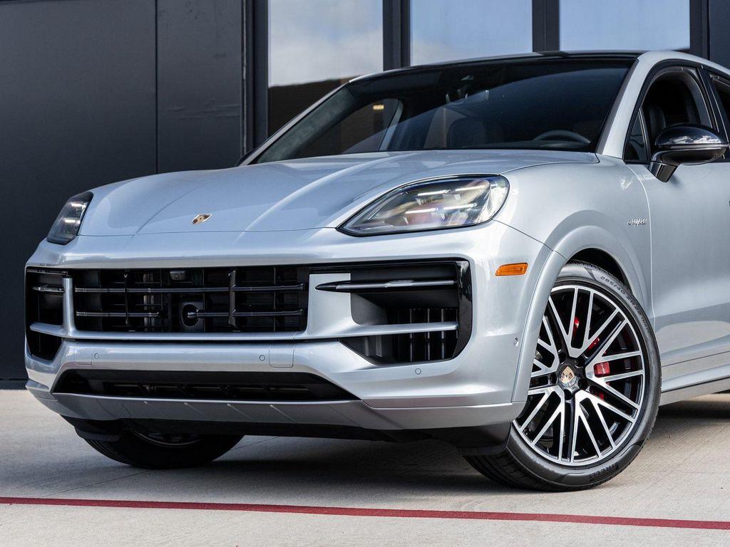 new 2025 Porsche Cayenne car, priced at $147,245