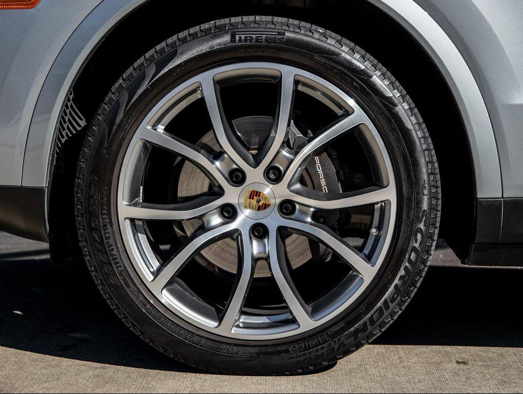 used 2020 Porsche Cayenne car, priced at $46,991