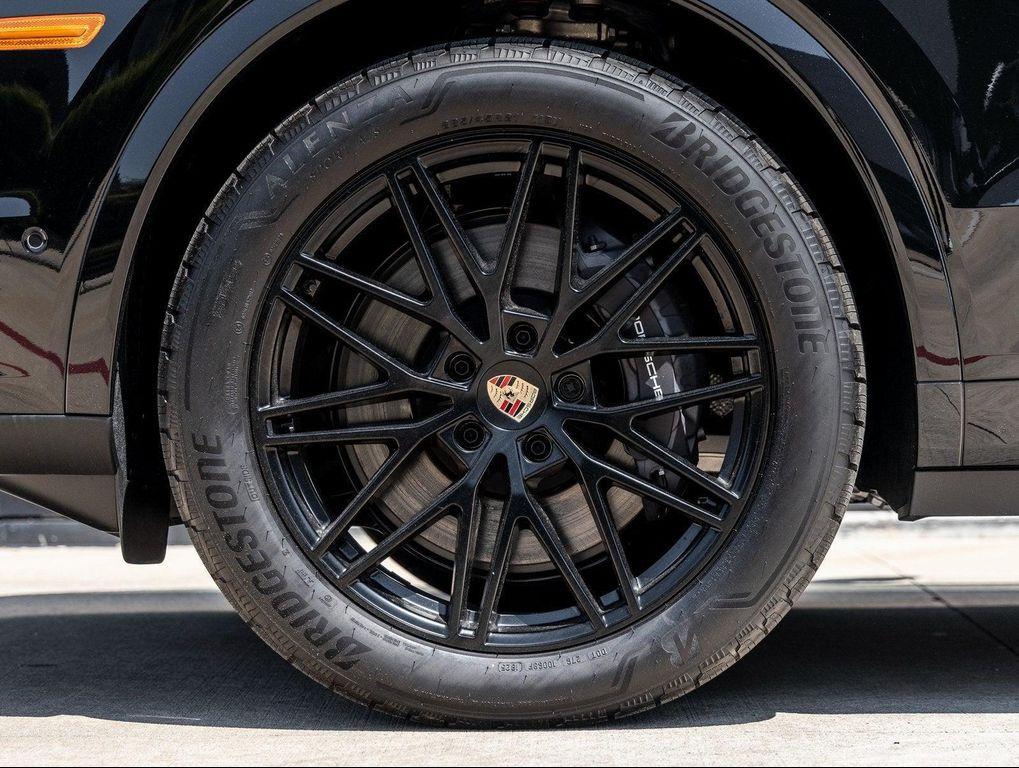 new 2026 Porsche Cayenne car, priced at $121,510
