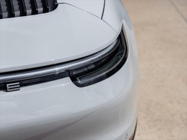used 2022 Porsche 911 car, priced at $139,992