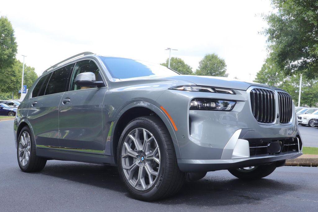 new 2026 BMW X7 car, priced at $91,405