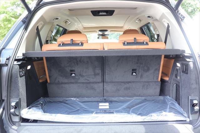 new 2026 BMW X7 car, priced at $91,405
