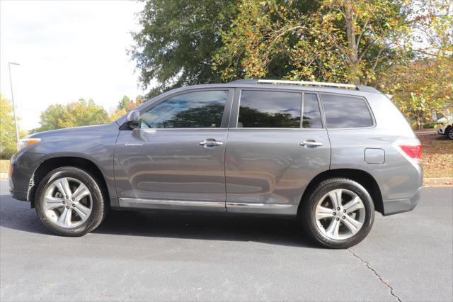 used 2011 Toyota Highlander car, priced at $11,992