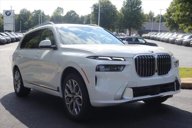 new 2025 BMW X7 car, priced at $90,120