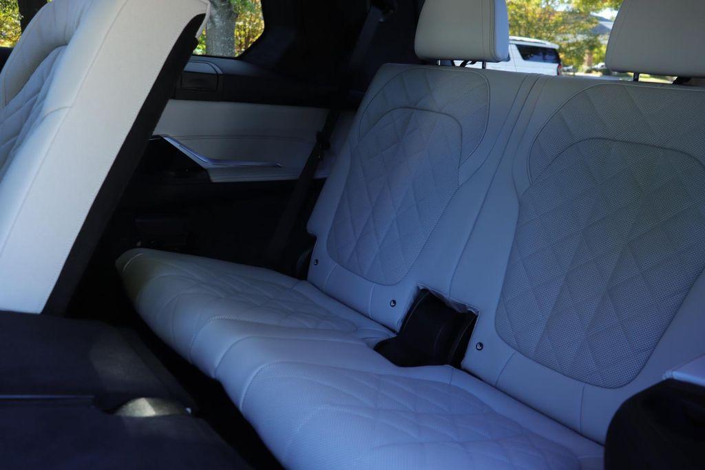 new 2026 BMW X7 car, priced at $99,235