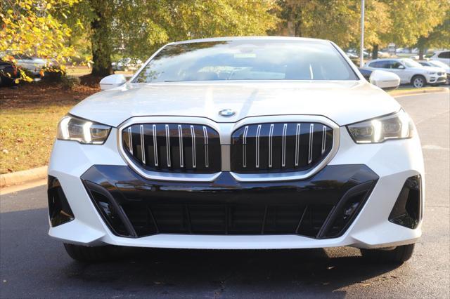 new 2025 BMW 540 car, priced at $73,875