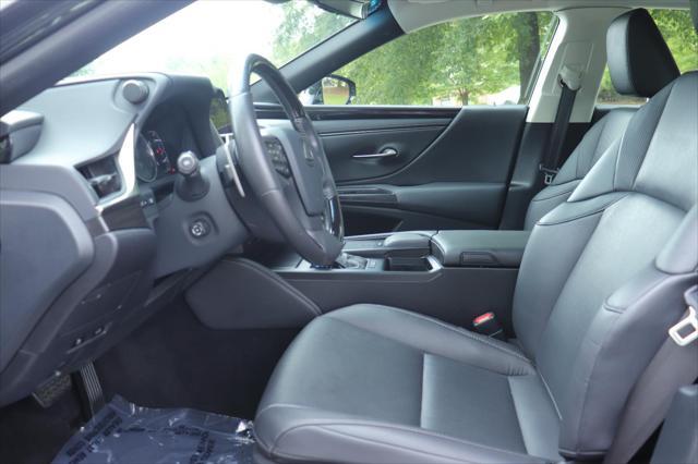 used 2019 Lexus ES 350 car, priced at $32,993