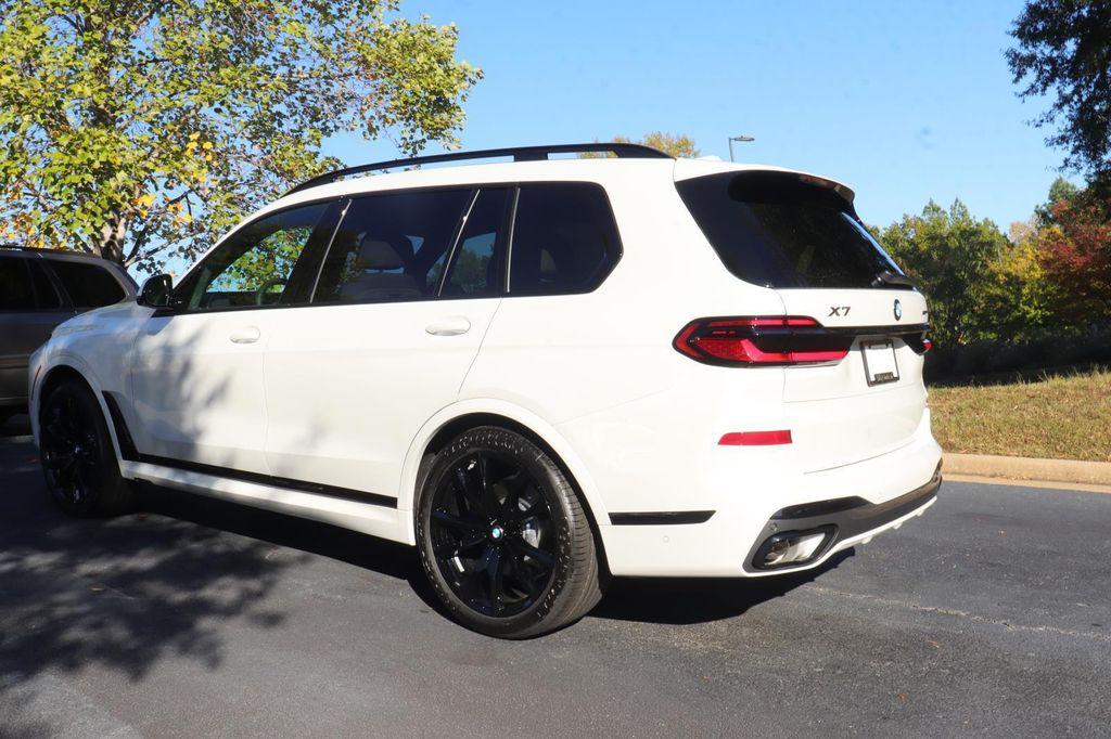 new 2026 BMW X7 car, priced at $100,235