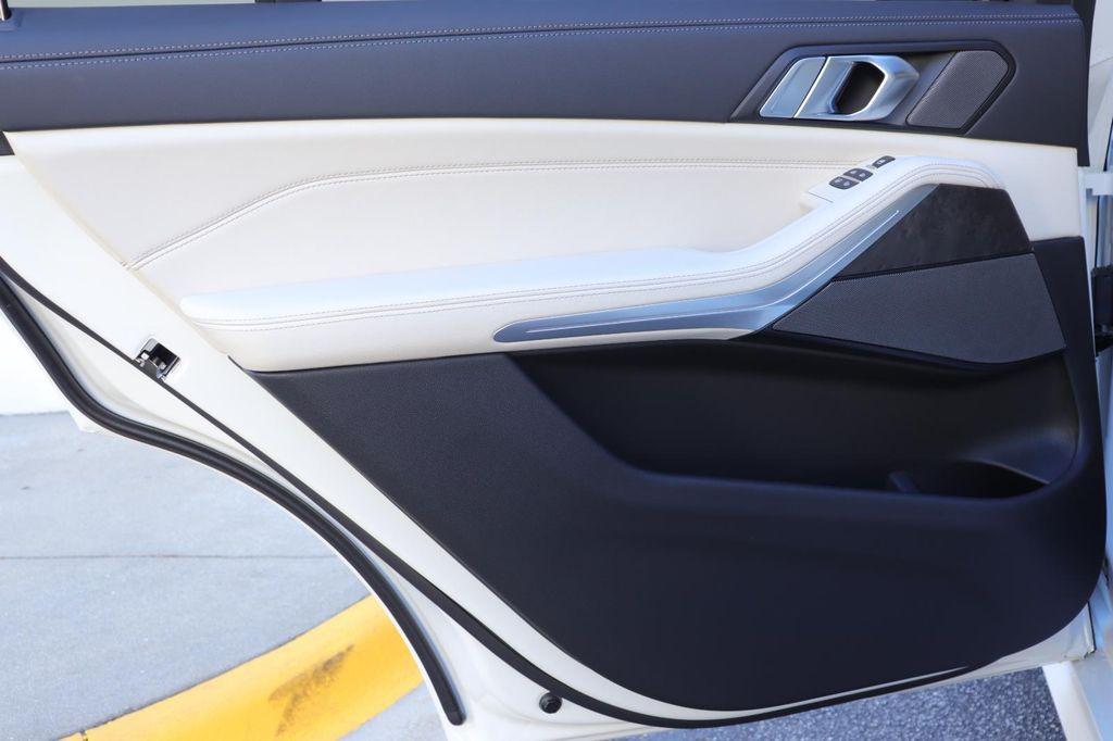 new 2026 BMW X7 car, priced at $100,235