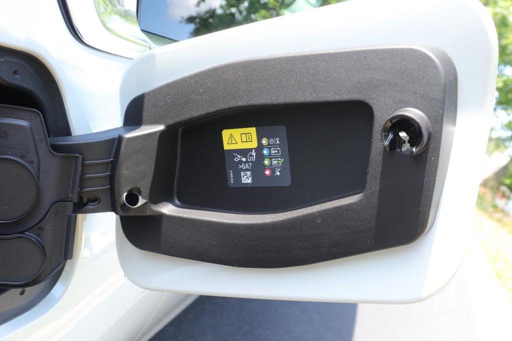 new 2025 BMW i7 car, priced at $109,855