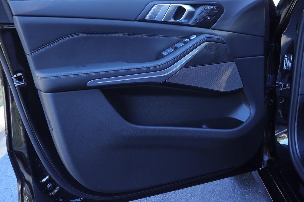 new 2026 BMW X7 car, priced at $93,425