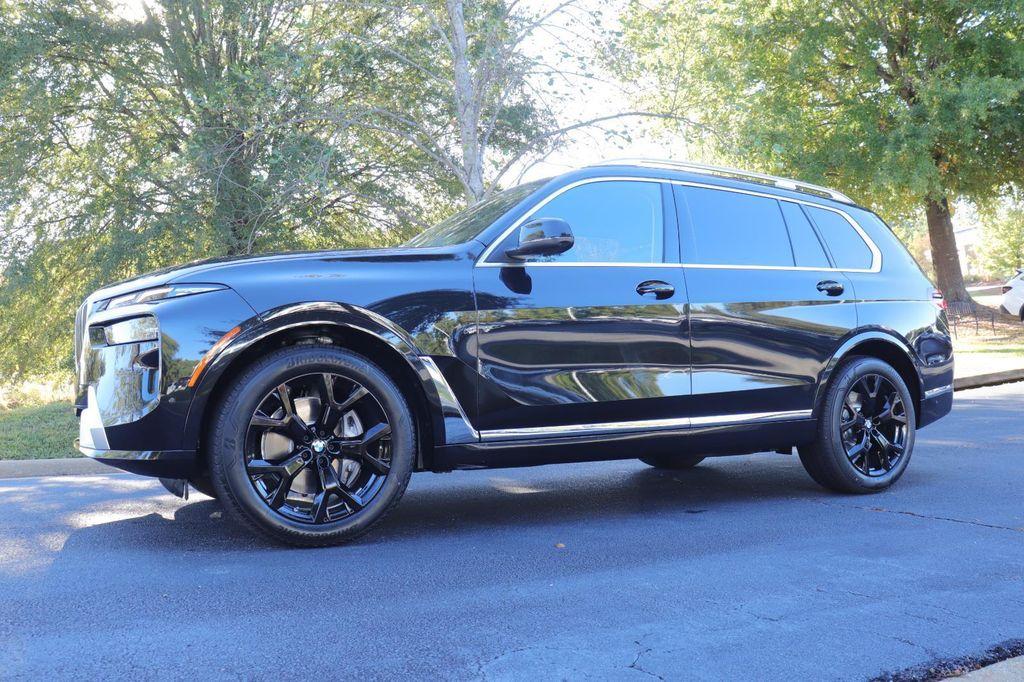 new 2026 BMW X7 car, priced at $93,425