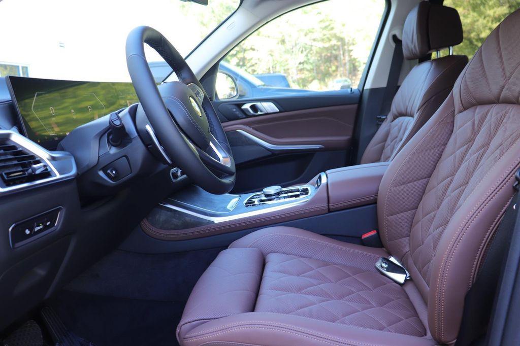 new 2026 BMW X7 car, priced at $92,955