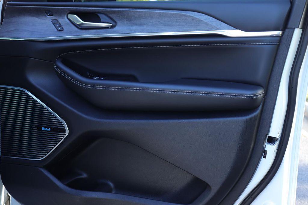 used 2022 Jeep Grand Cherokee car, priced at $27,644