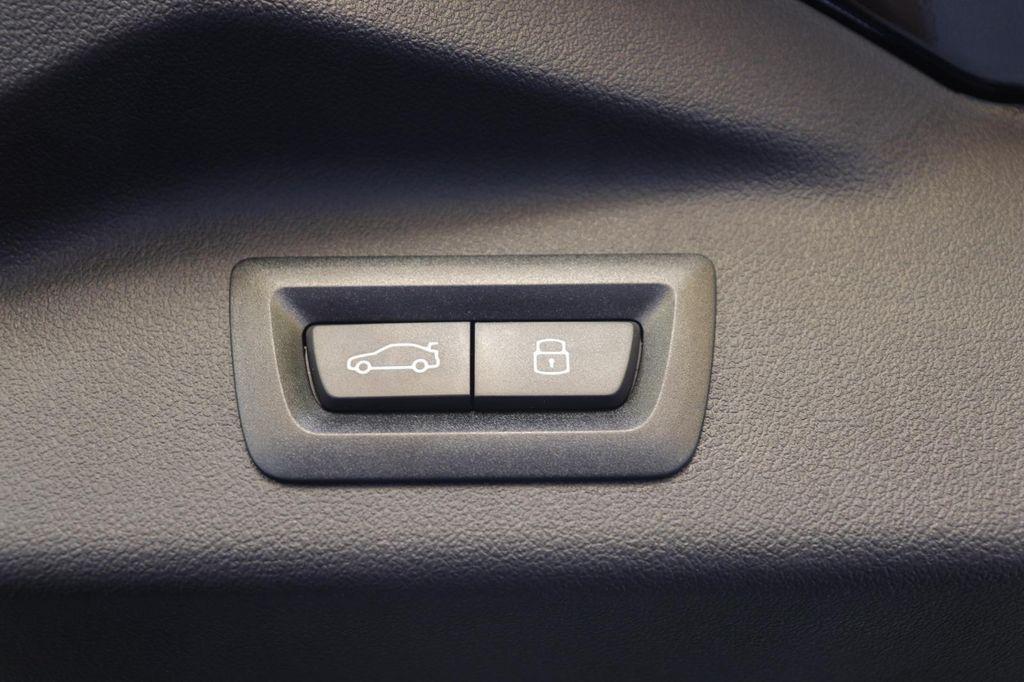 new 2026 BMW X7 car, priced at $123,185