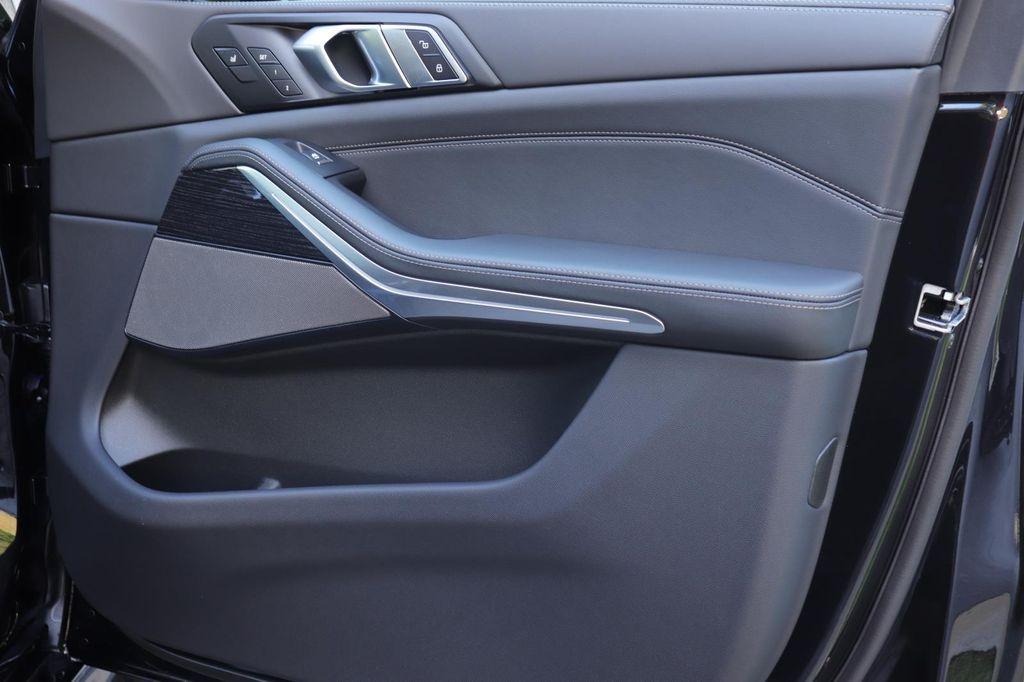 new 2026 BMW X7 car, priced at $123,185