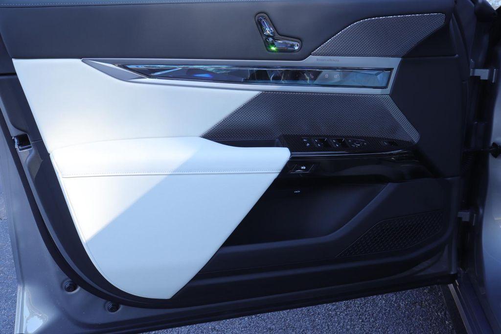 new 2026 BMW 760 car, priced at $132,780