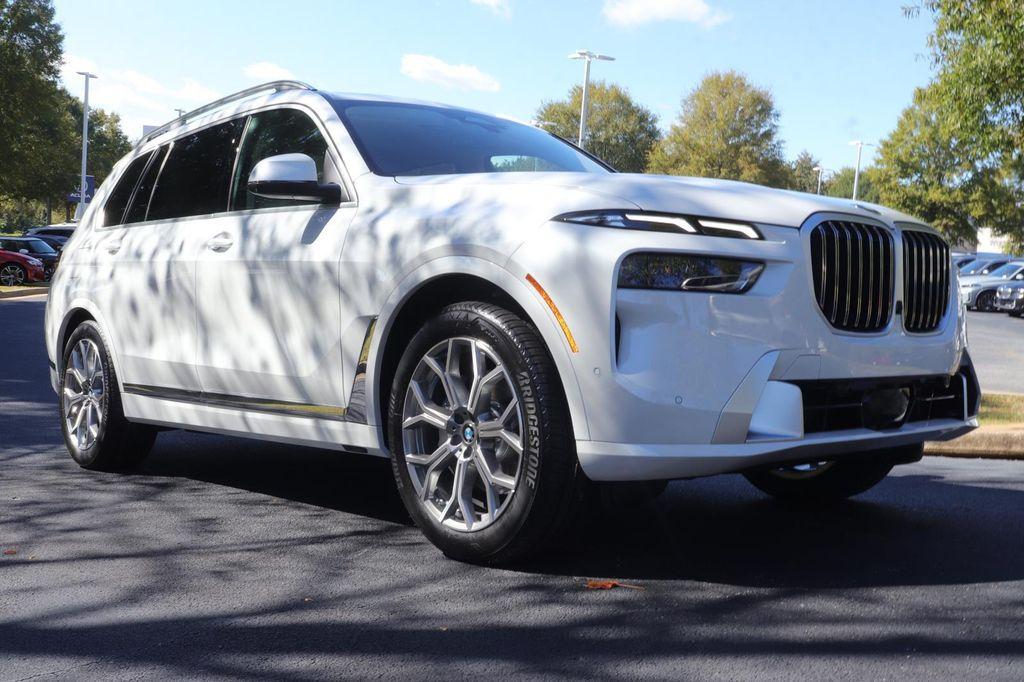 new 2026 BMW X7 car, priced at $93,925