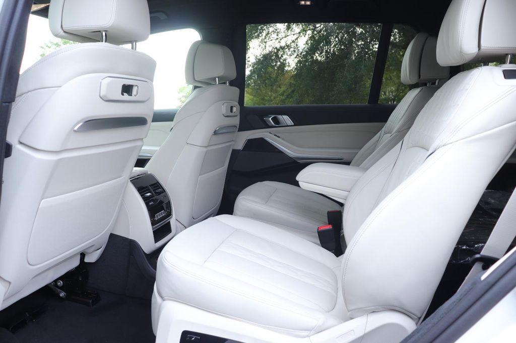 new 2026 BMW X7 car, priced at $123,185