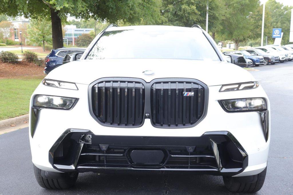 new 2026 BMW X7 car, priced at $123,185