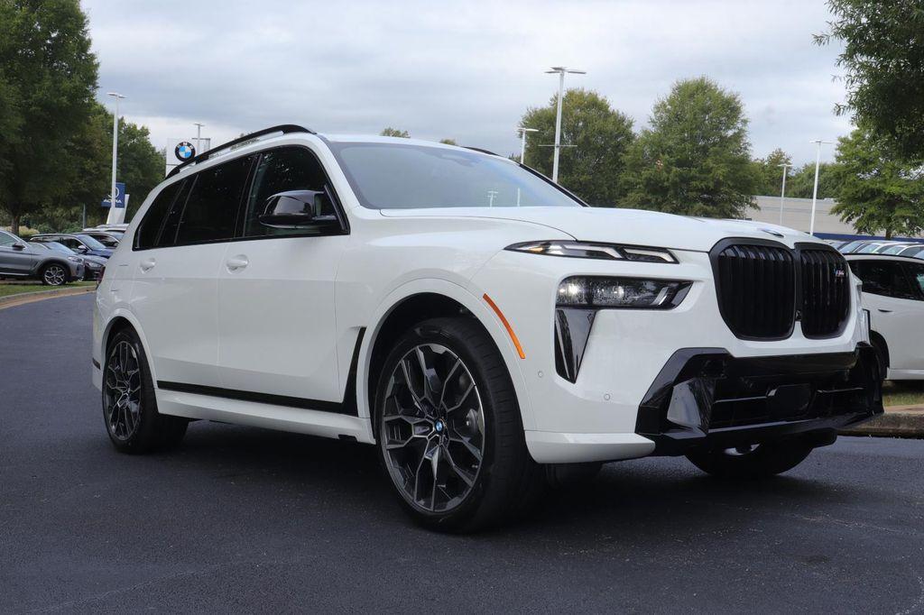 new 2026 BMW X7 car, priced at $123,185