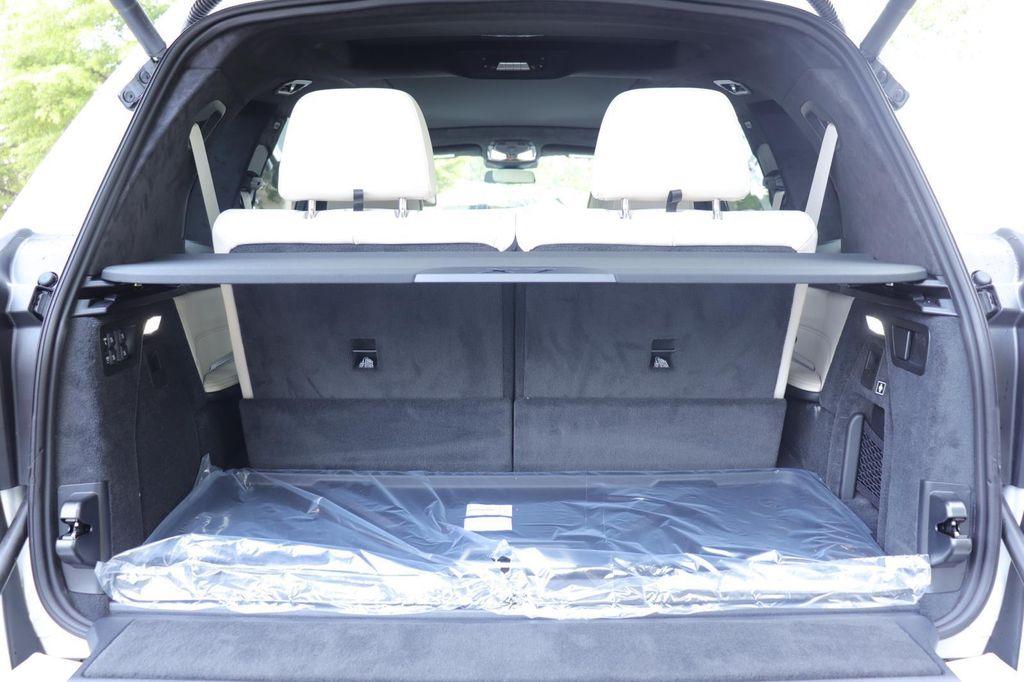 new 2026 BMW X7 car, priced at $123,185