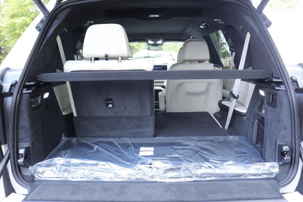new 2026 BMW X7 car, priced at $123,185