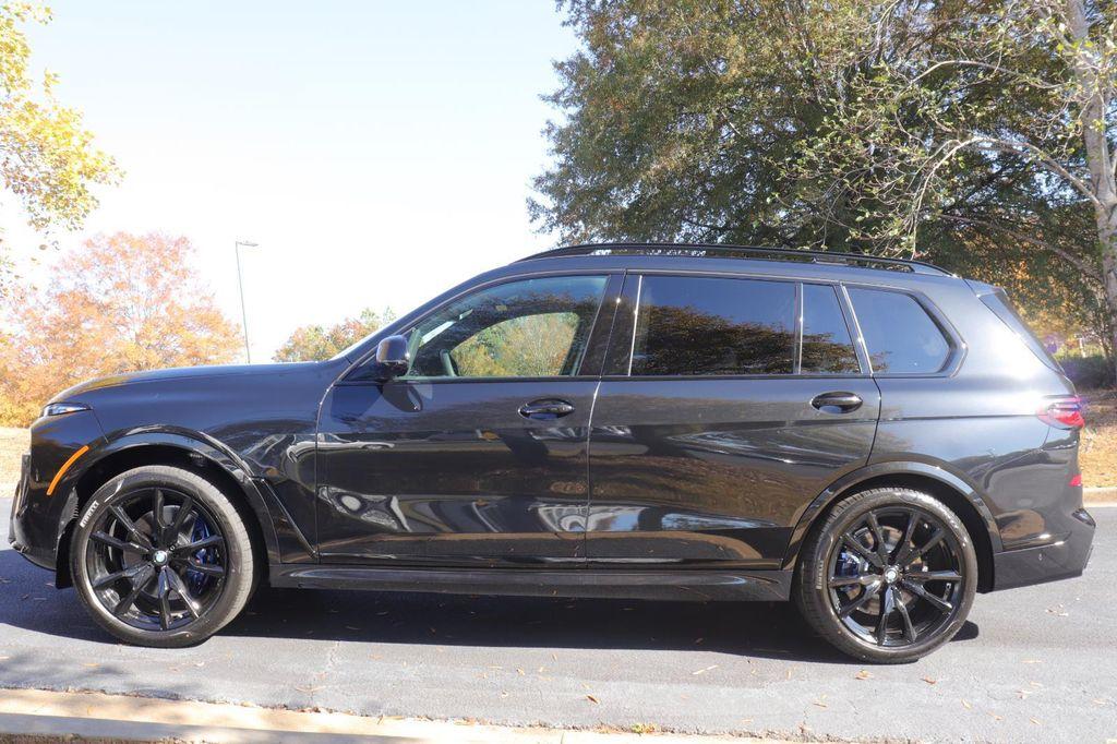 new 2026 BMW X7 car, priced at $98,105