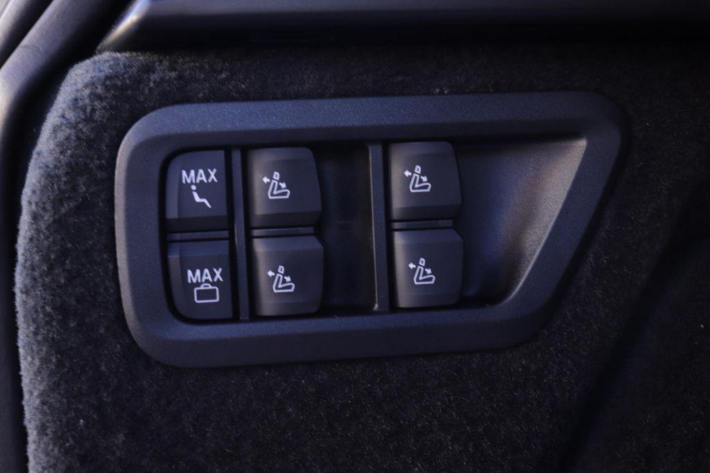 new 2026 BMW X7 car, priced at $98,105