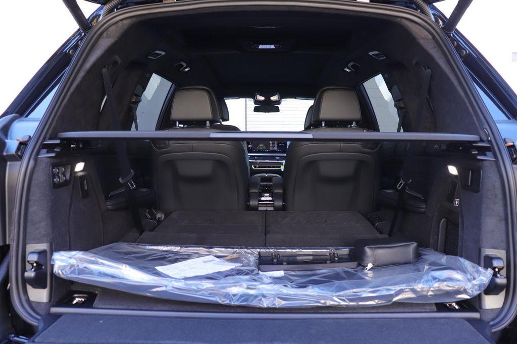 new 2026 BMW X7 car, priced at $98,105