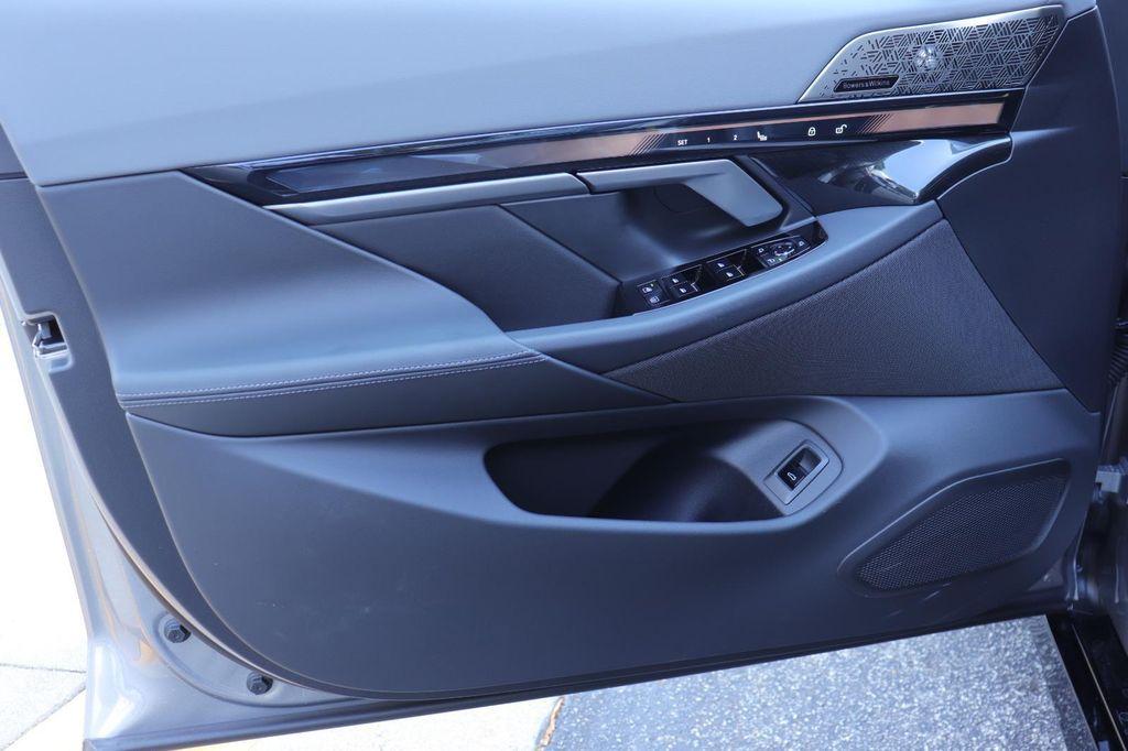 new 2026 BMW 550e car, priced at $89,365