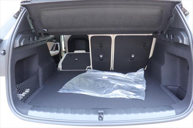 new 2025 BMW X1 car, priced at $47,925