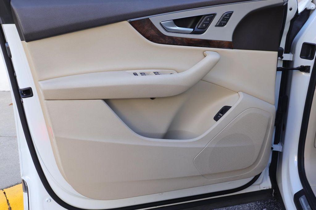 used 2017 Audi Q7 car, priced at $13,996