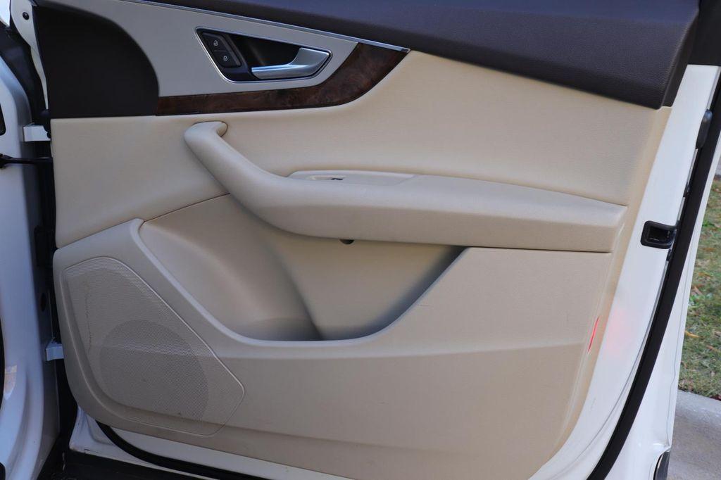 used 2017 Audi Q7 car, priced at $13,996