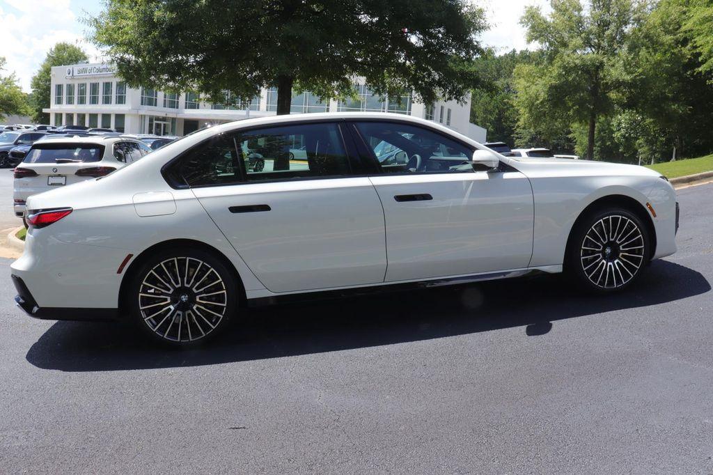 new 2025 BMW 760 car, priced at $137,090