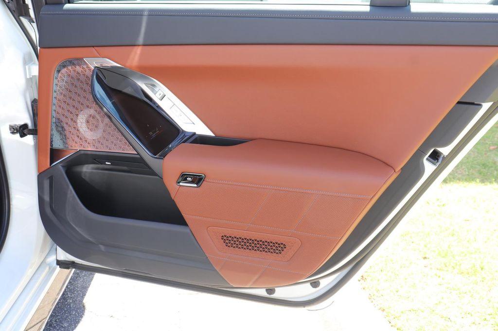 new 2025 BMW 760 car, priced at $137,090