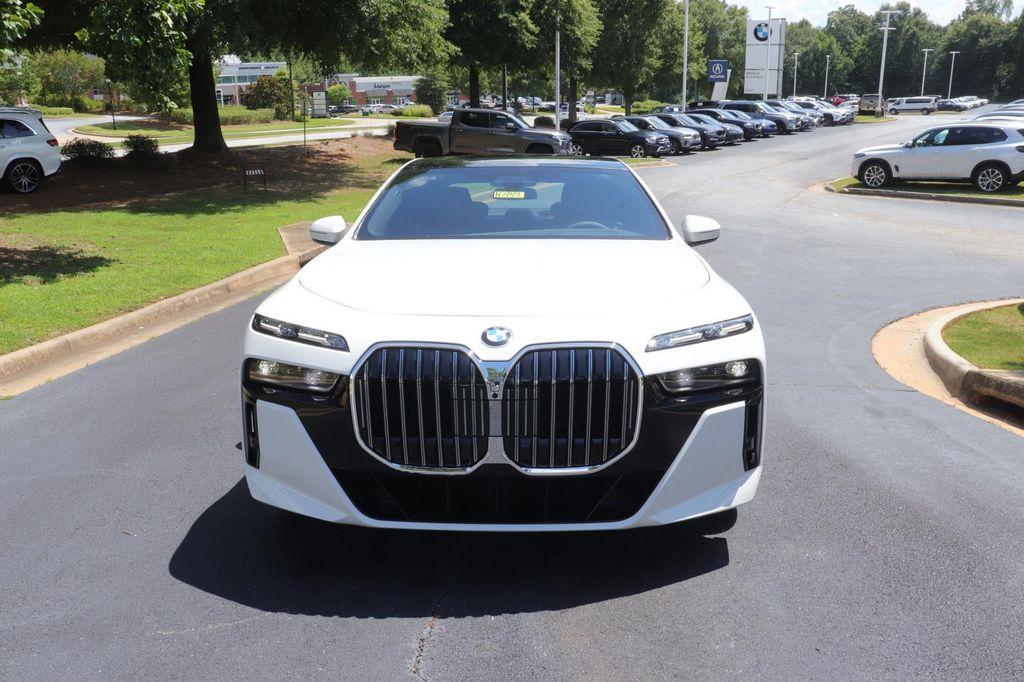 new 2025 BMW 760 car, priced at $137,090